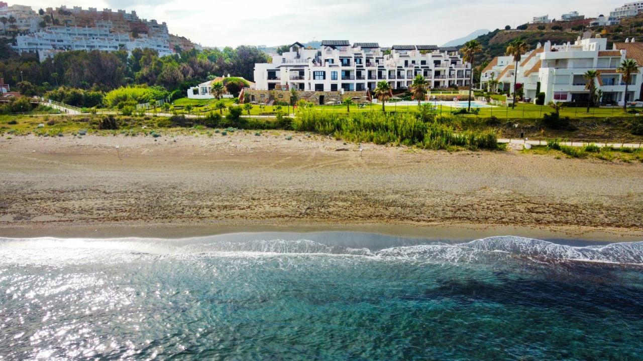 Exclusive Luxury Frontline Beach Penthouse Casares Del Mar - Estepona Luaran gambar